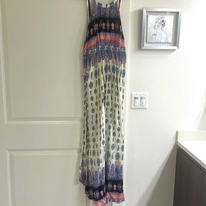 Lulus BoHo chic summer and spring dress with open back